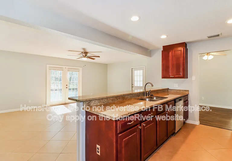 8006 Fawnridge Cir — Photo 6