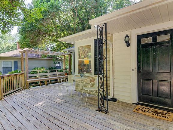 5th image of 1303 N Elam Ave