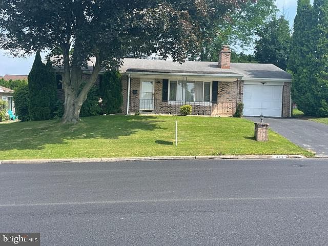 1st image of 843 Garden Ave