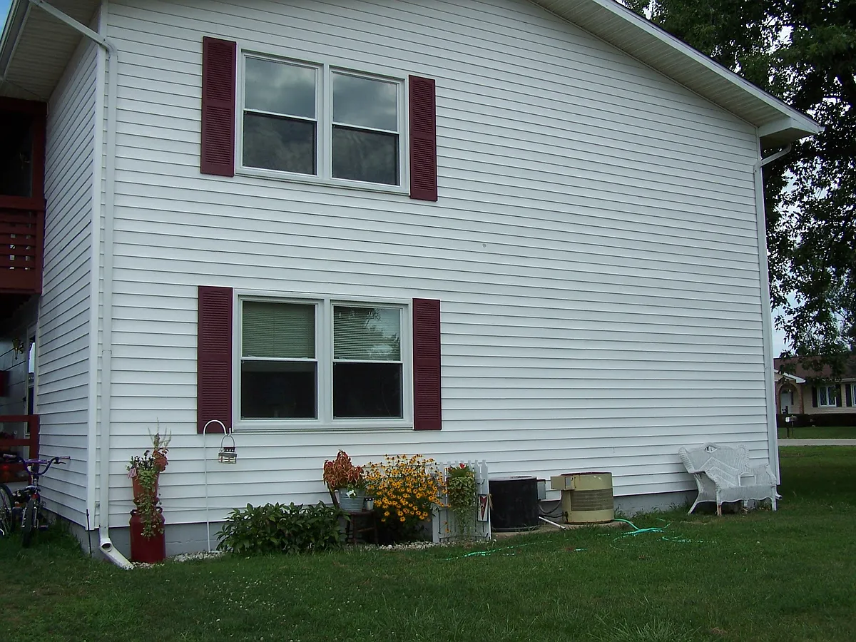 Building Photo - 107 Peggy Dee Dr