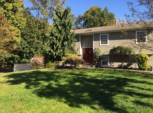 20 Ewald Pl, Stony Pt, NY 10980