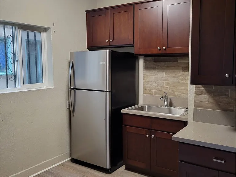 1938 Bonsallo Ave #103 — Photo 6