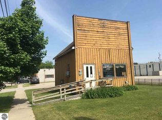 126 N Main St, Standish, MI 48658