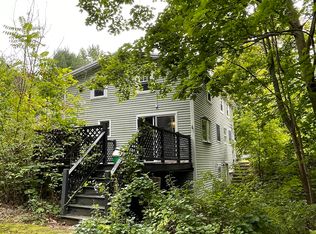 137 4th St, Dover, NH 03820