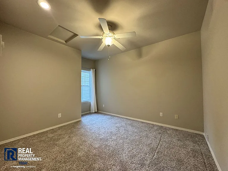 14110 SE 171st Way #B303 — Photo 16