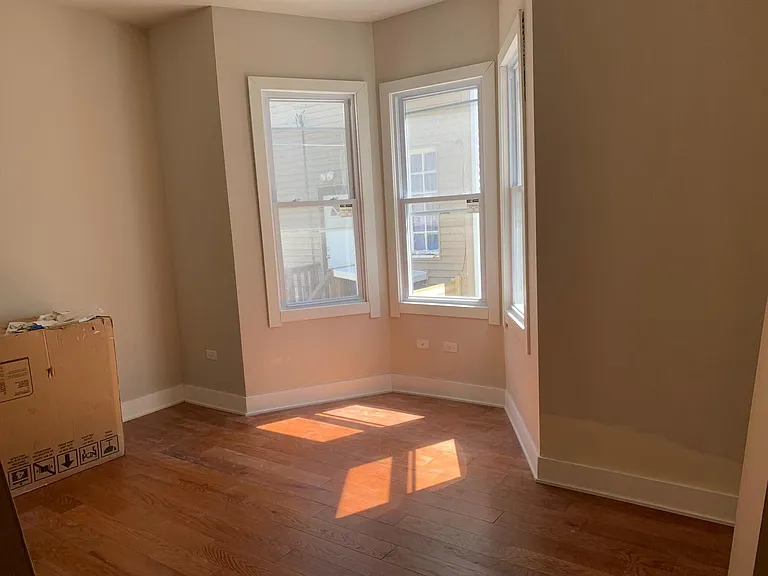 2418 N Washtenaw Ave #2418 — Photo 14