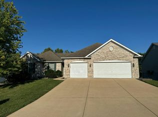 4459 Hesters Way, Saint Charles, MO 63304