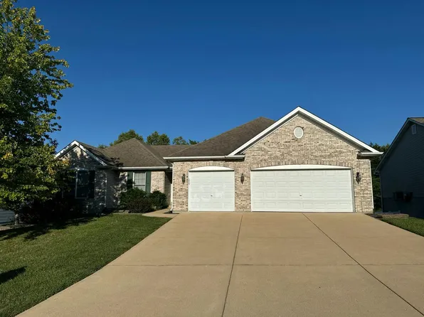 4459 Hesters Way, Saint Charles, MO 63304
