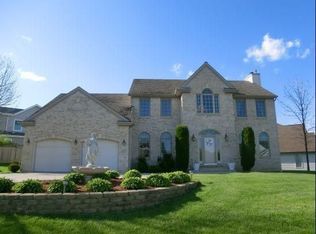 4343 S 38th St, Greenfield, WI 53221