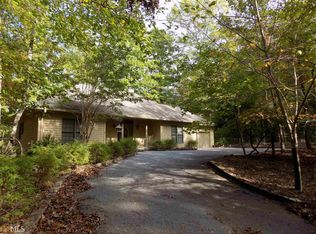 128 Indian Trl, Sautee Nacoochee, GA 30571