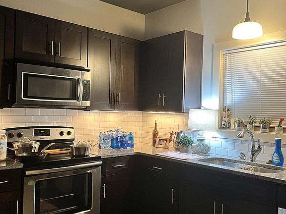 5th image of 1328 Wrens Nest Way