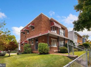 5417 Chillum Pl NE, Washington, DC