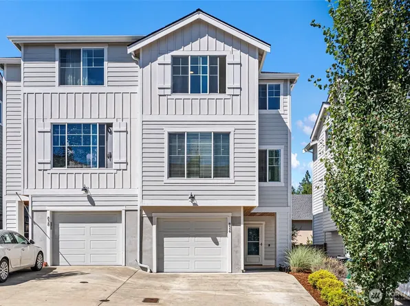826 NW Highgarden Drive, Bremerton, WA 98311
