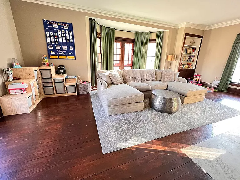 1010 Highland Ave — Photo 4