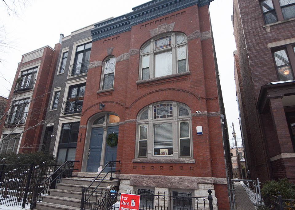 1st image of 825 N Winchester Ave #2F