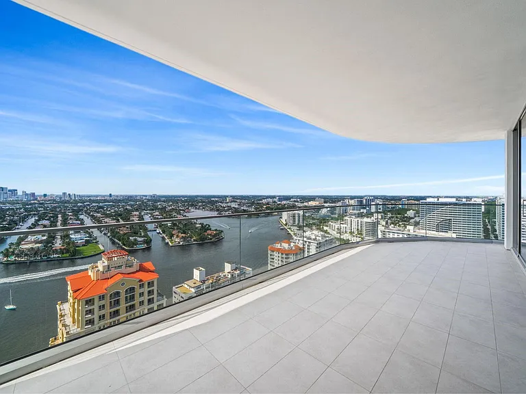 151 N Seabreeze Blvd #2503 — Photo 37