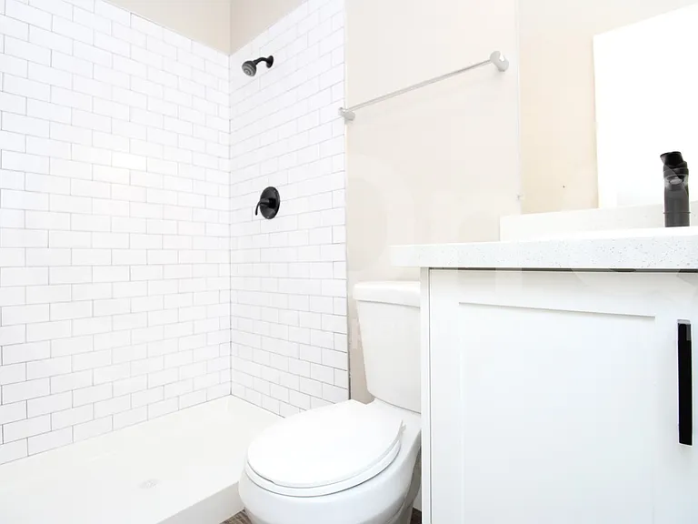 2807 E Paradise Ln #102 — Photo 9