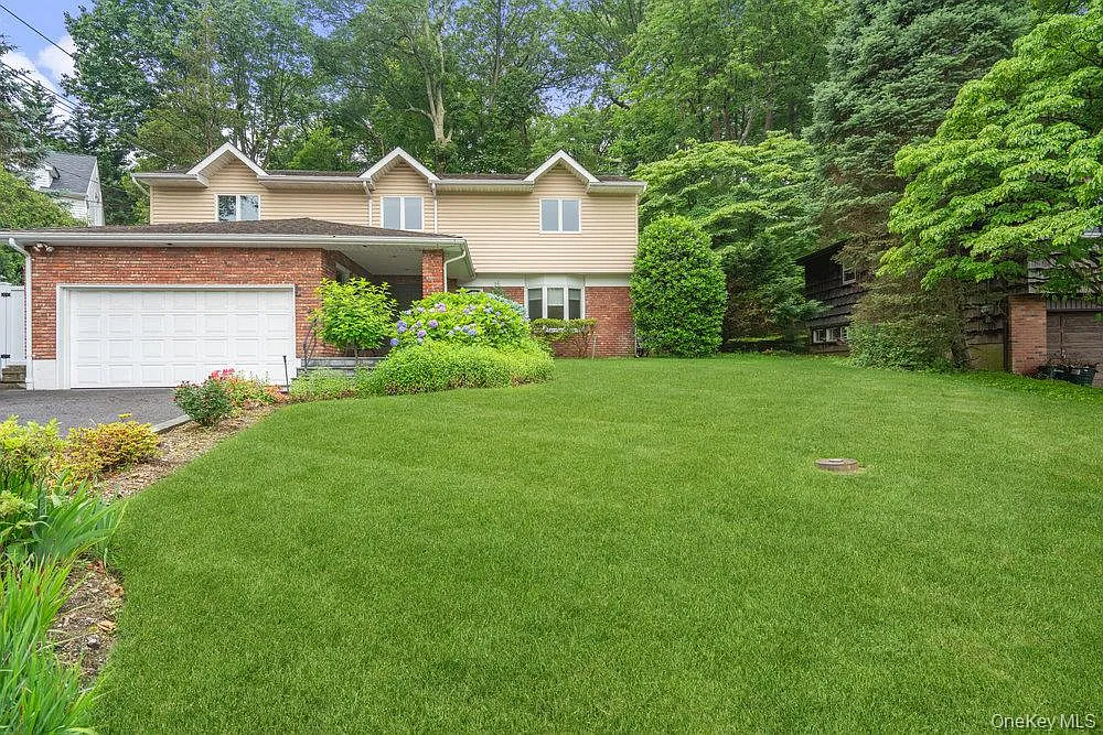 4 bed, 3.5 bath, 2158 sqft, $7,200 — Photo 4