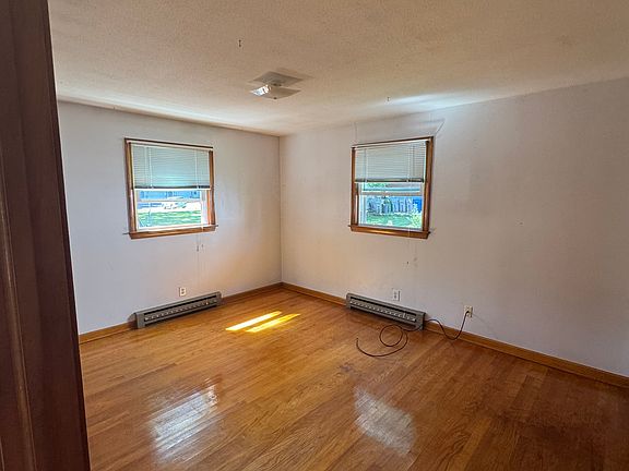 2nd image of 53 Pardee St Unit 2