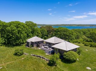 12 E Pasture Rd, Aquinnah, MA 02535