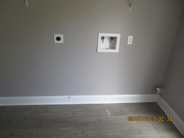 110 Twelve Oaks Ct — Photo 8
