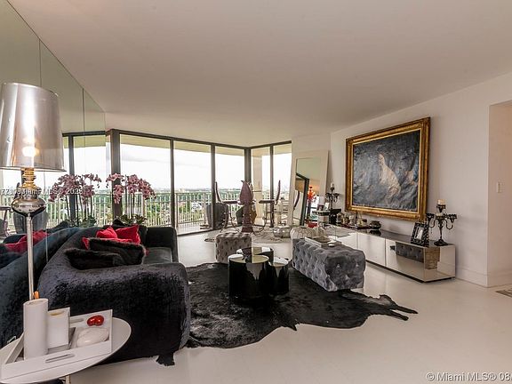 2nd image of 1000 Quayside Ter APT 1711