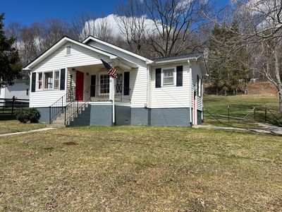 16 Cedardale Ln, Meadow Bridge, WV, 25976