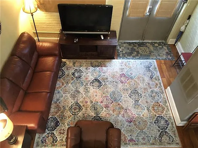 1 bed, 2.0 bath, 817 sqft, $2,000 — Photo 3