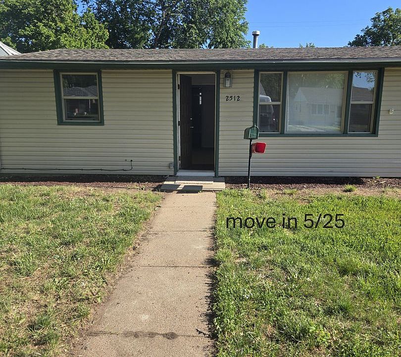 1st image of 2512 W 6th St
