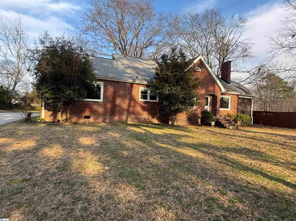 1 Elaine Ave, Taylors, SC 29687