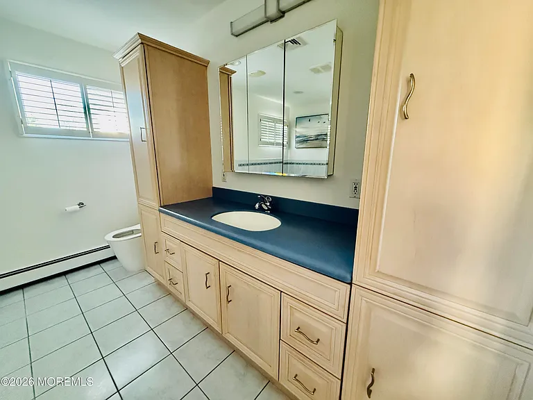 704 Dow Ave — Photo 8