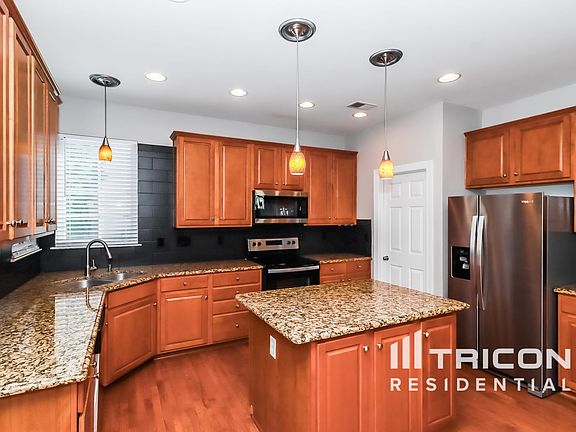4th image of 130 Sundown Cove Dr