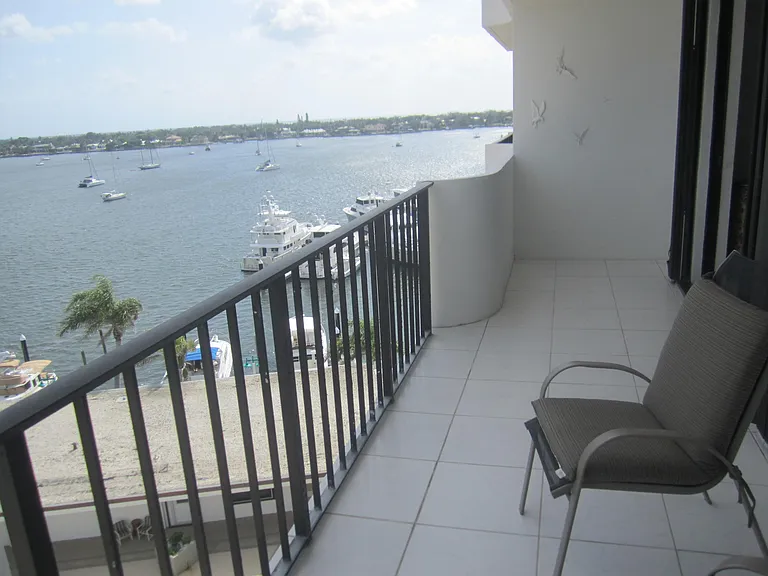 1208 Marine Way #608 — Photo 5