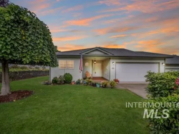 2012 Gateway Dr, Lewiston, ID 83501