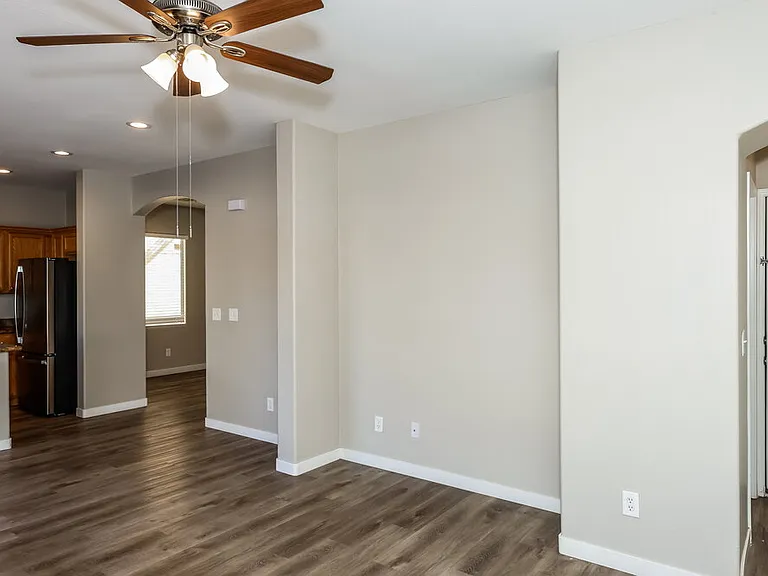 10931 Colour Magic St — Photo 8
