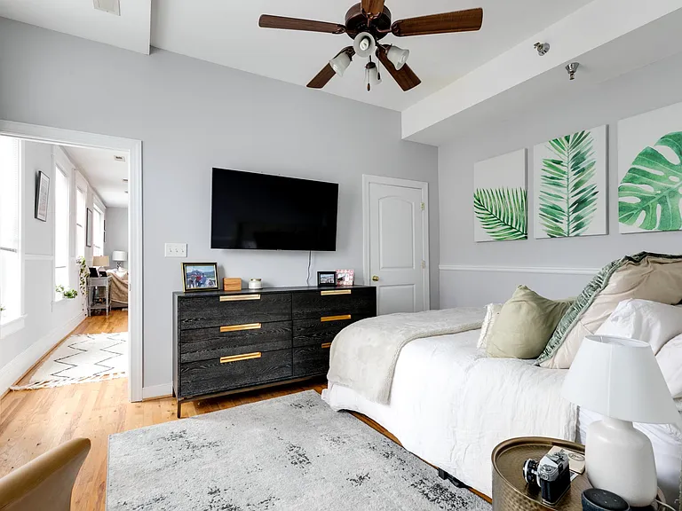 1301 Porter St #301 — Photo 10