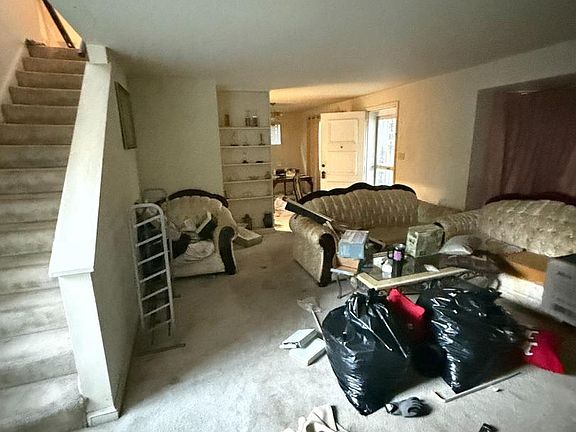 3rd image of 10405 New Hampshire Ave