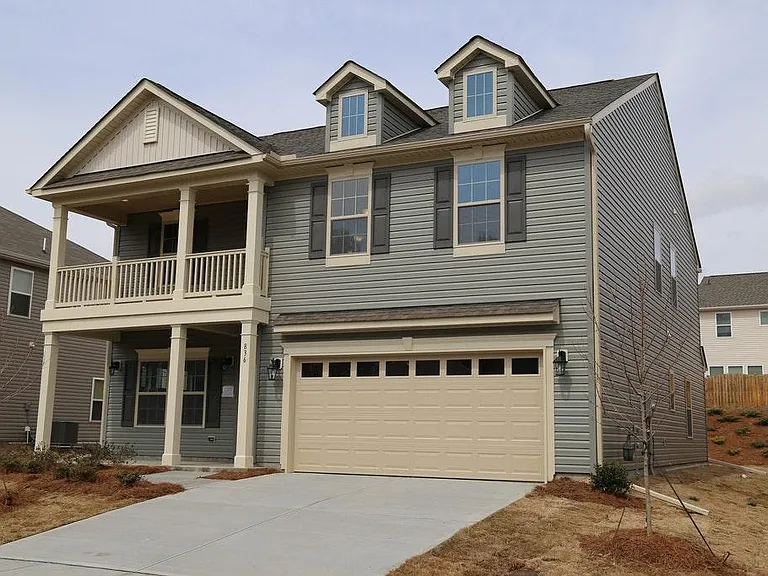 836 Poplar St — Photo 4