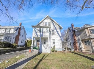 188 Washington Ave, Rutherford, NJ 07070