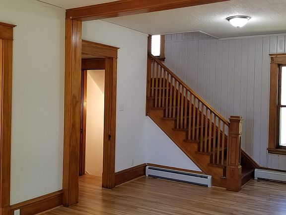 5th image of 801 2nd St