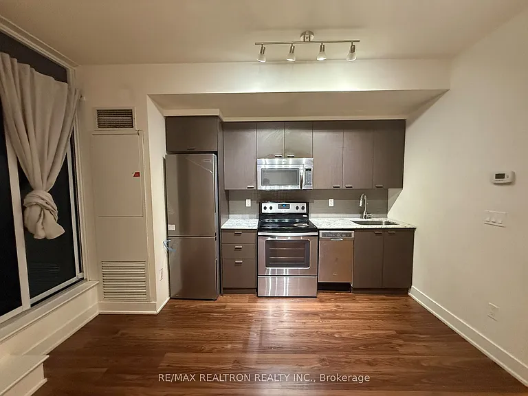 88 Sheppard Ave E #209 — Photo 10