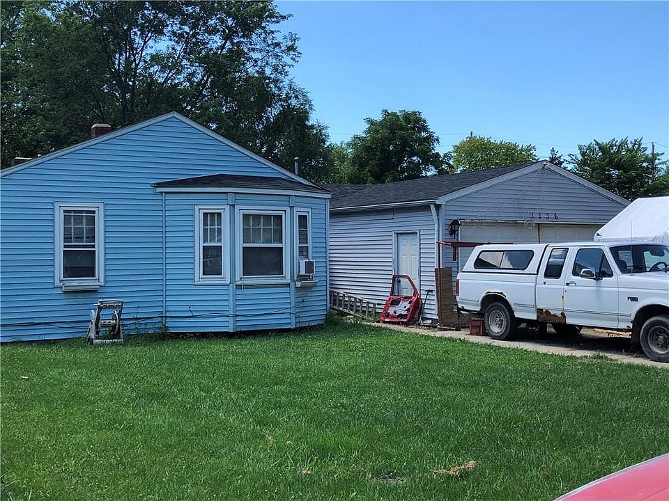 2nd image of 1136 S Bradley Ave