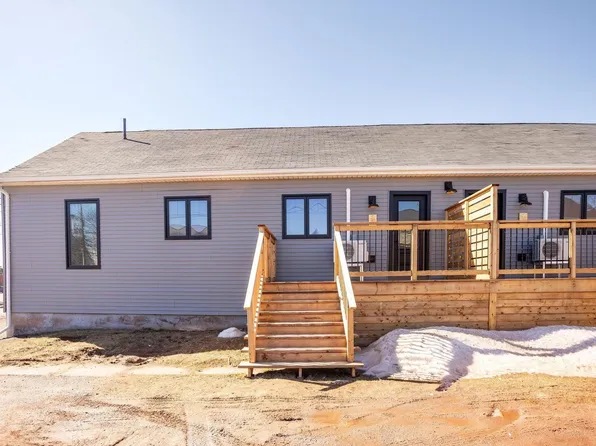 71 Woodleigh Dr #71A, Kensington, PE C0B 1M0