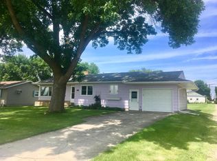 313 Elm St W, Sacred Heart, MN 56285