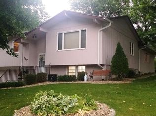 167 Country Club Rd, Williamsburg, IA 52361