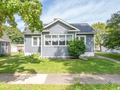 1547 Maple Ln, Moline, IL, 61265