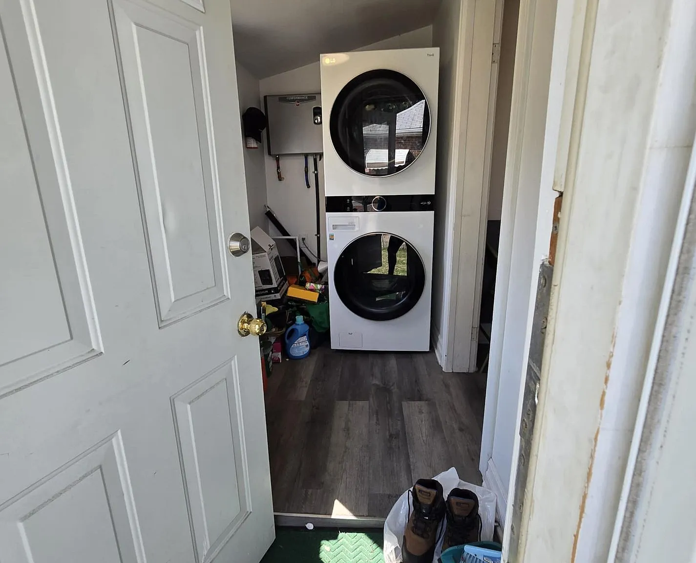 2 bed, $1,700 — Photo 2