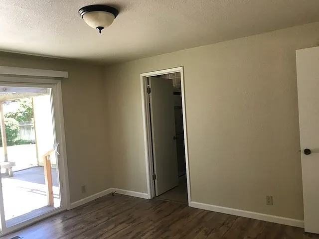 870 Briargreen Ct — Photo 11