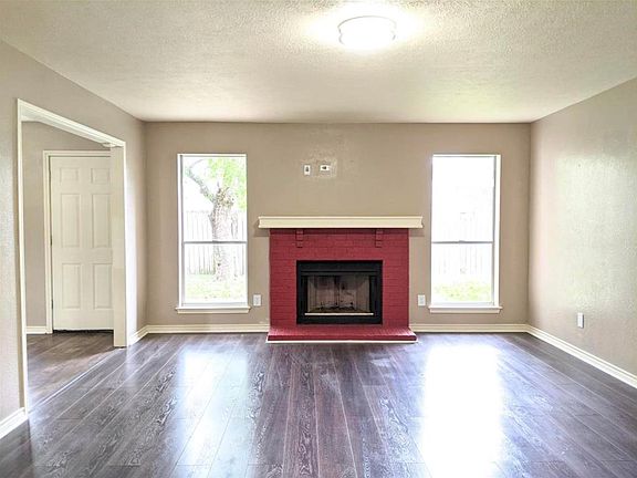2nd image of 2275 Sunflower St