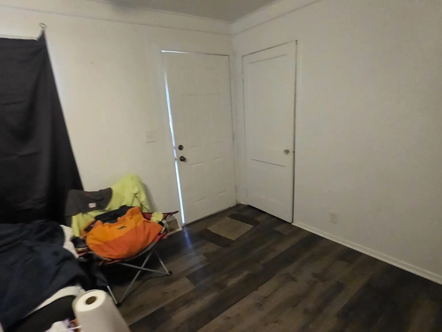 2 bed, $995 — Photo 2